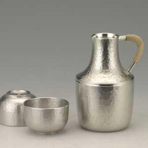 Amazon | 大阪浪華錫器 錫製酒器セット 弥生 桐箱入 | 大阪浪華錫器